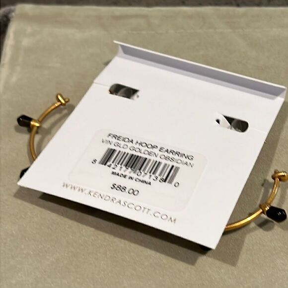 NWT KENDRA SCOTT Freida gold Plated Hoop Earrings B​ - Picture 3 of 3